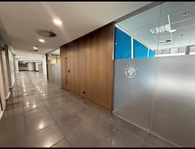 6,729M² OFFICE TO LET IN SANDTON CENTRAL